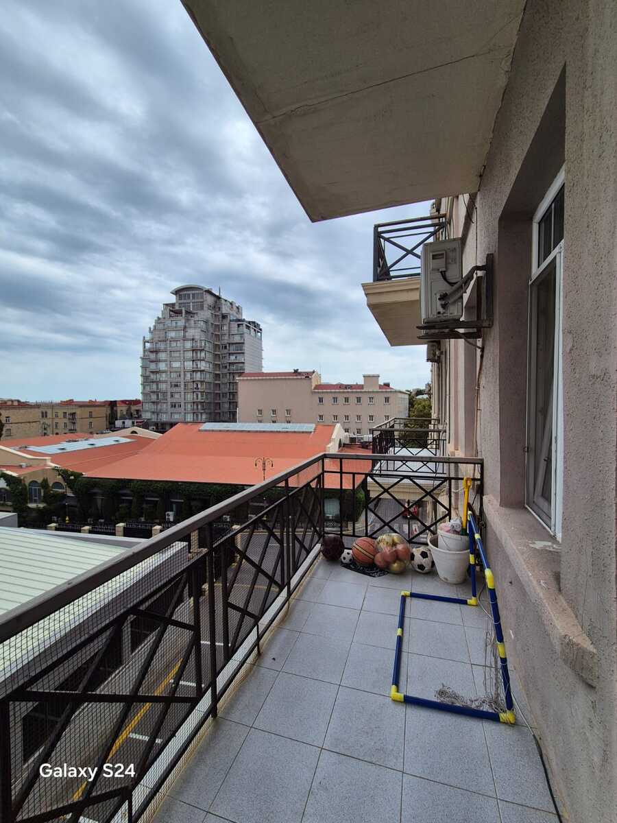 Satılır 2 otaqlı köhnə tikili 66 m² — Mənzil, Bakı (11)