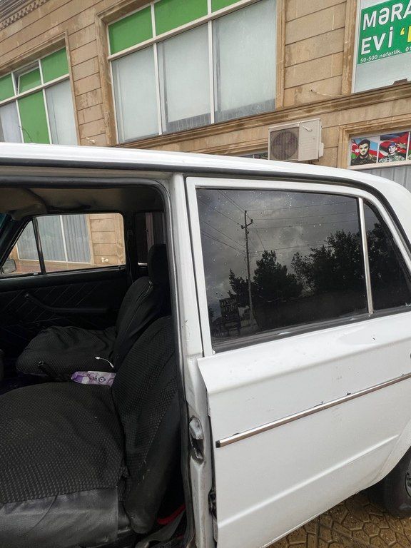 Lada (VAZ) 2106, 1.6 L, 1987 il, 90 284 km 77-CE-595 — Avtomobillər, Bakı (7)