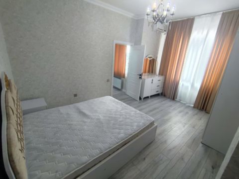 İcarəyə verilir 3 otaqlı yeni tikili 81 m² — Bakı