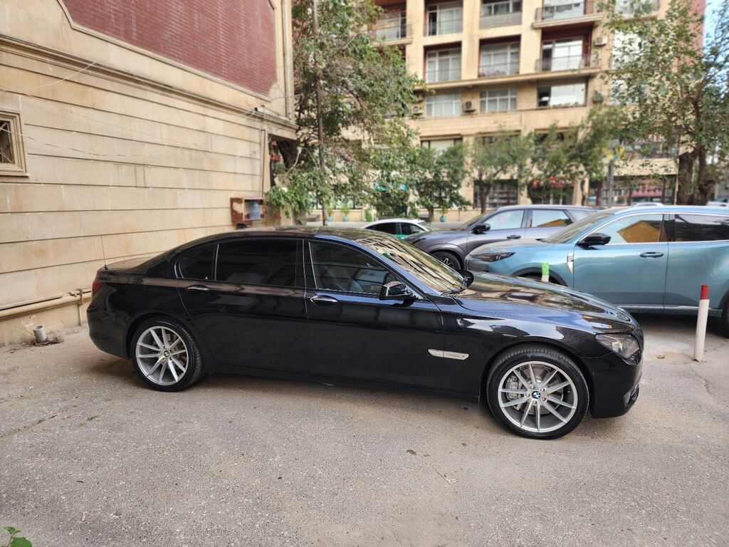 BMW 740, 3.0 L, 2010 il, 244 000 km — Avtomobillər, Bakı (7)