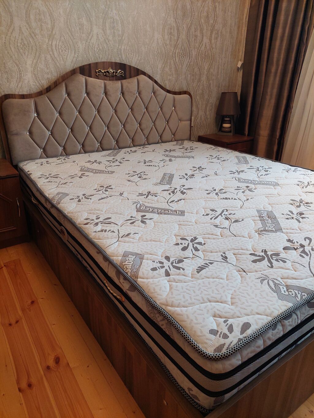 İşlənmiş, İkinəfərlik çarpayı, Bazalı, Matras ilə, Siyirməsiz — Yataqlar, Bakı