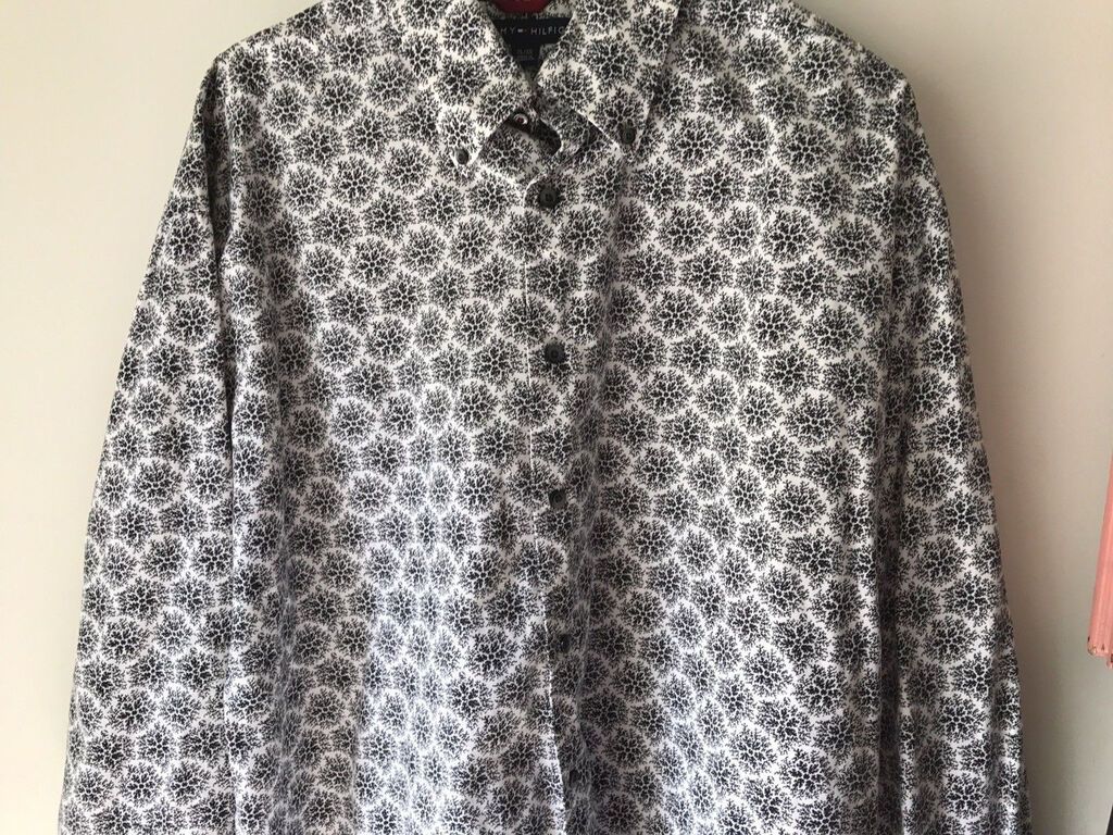 Original Tommy Hılfıger, razmer XL, tezedir. Nazik deyil. Yalniz real — Köynək, Bakı