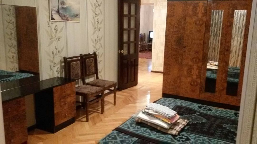 İcarəyə verilir 2 otaqlı köhnə tikili 60 m² — Mənzil, Bakı (7)