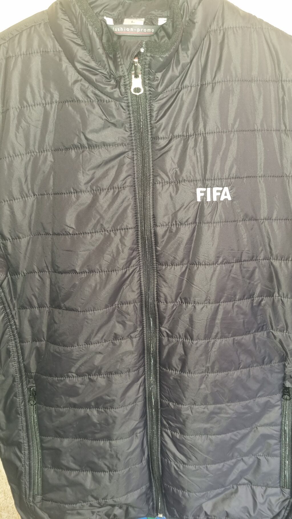 Qara “Fıfa” loqolu yüngül kişi jaketi - Brend: fashion-promo — Kurtkalar, Bakı (2)