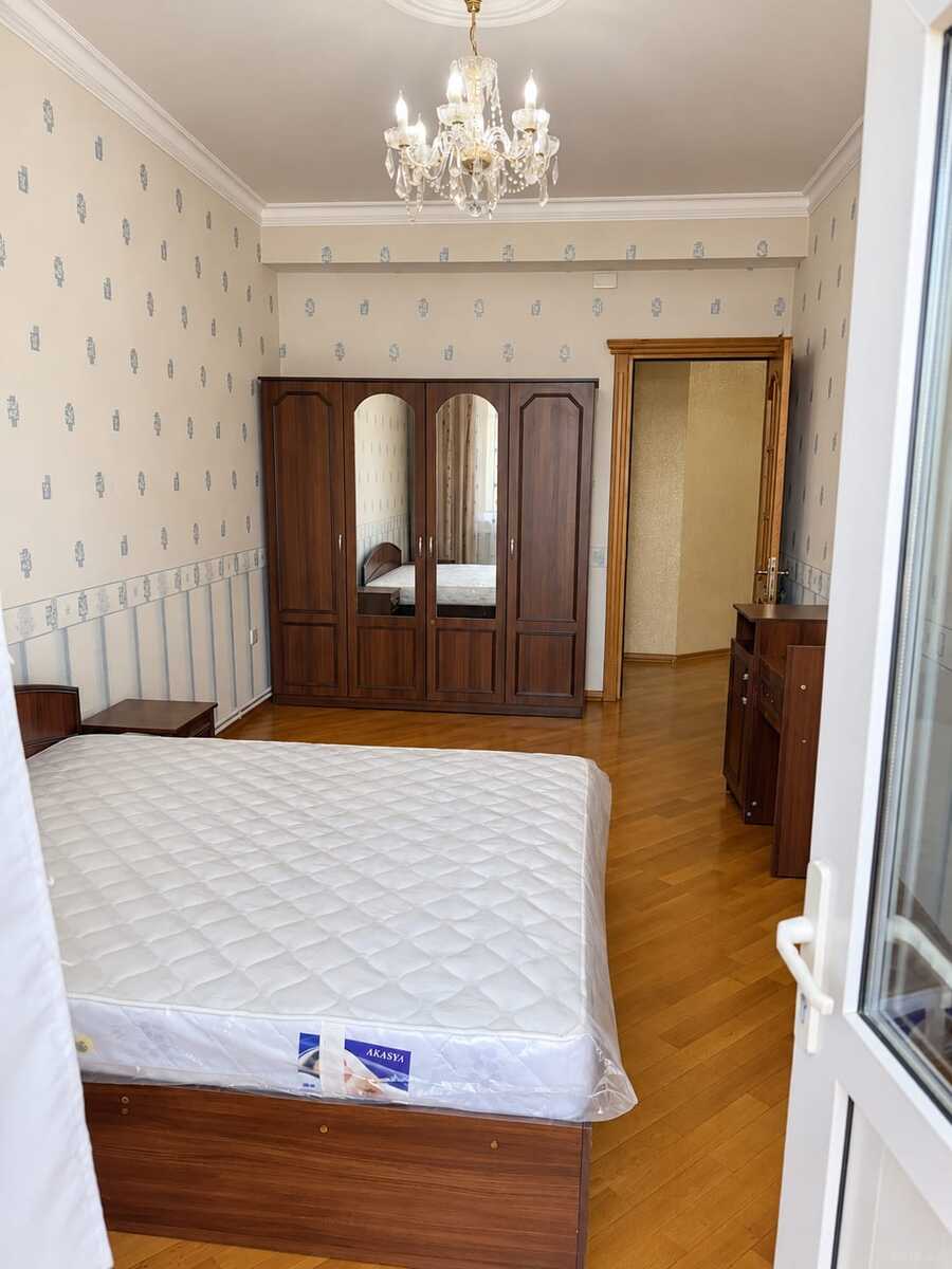 İcarəyə verilir 3 otaqlı yeni tikili 170 m² — Mənzil, Bakı (7)