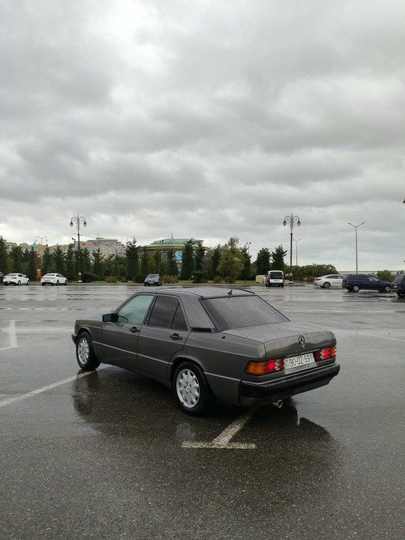 Mercedes 190, 2.0 L, 1993 il, 366 717 km 90-OZ-591 — Avtomobillər, Sumqayıt (2)