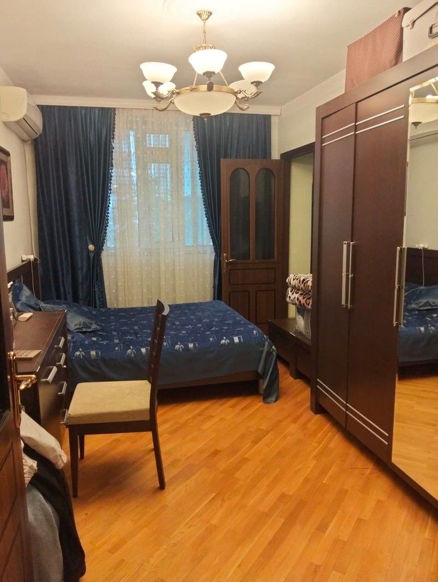 Satılır 2 otaqlı köhnə tikili 81 m² — Mənzil, Bakı (6)