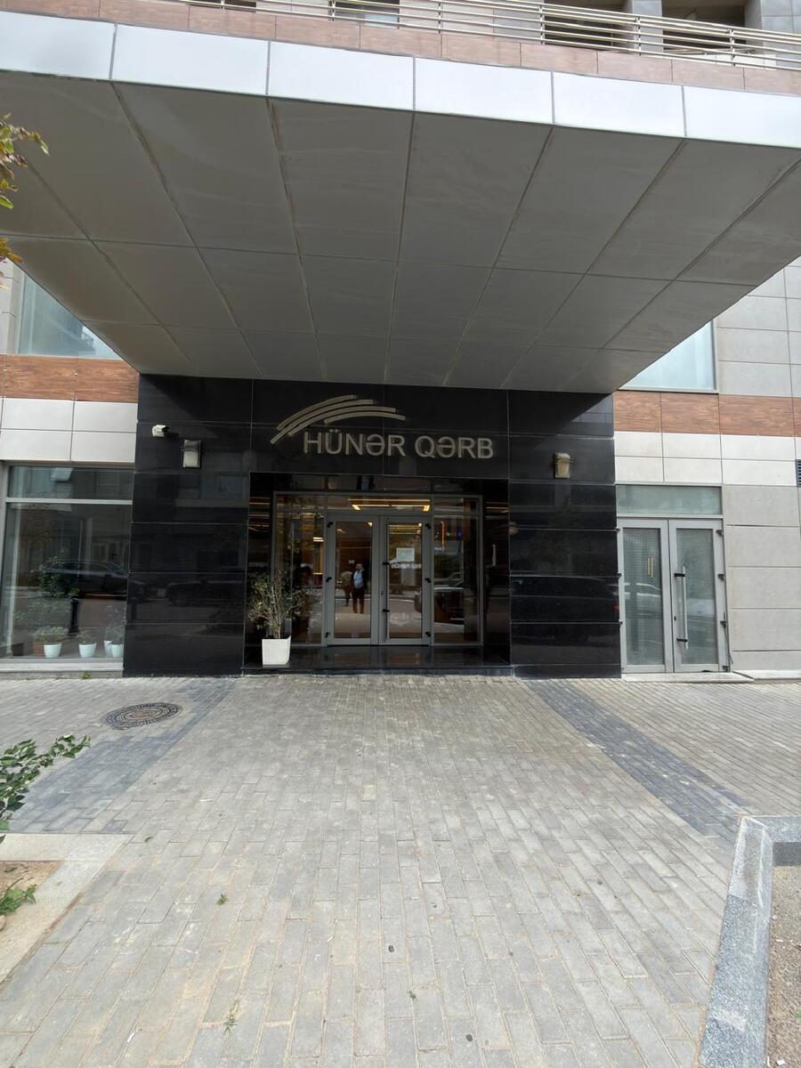 Satılır 4 otaqlı yeni tikili 186 m² — Mənzil, Bakı (7)