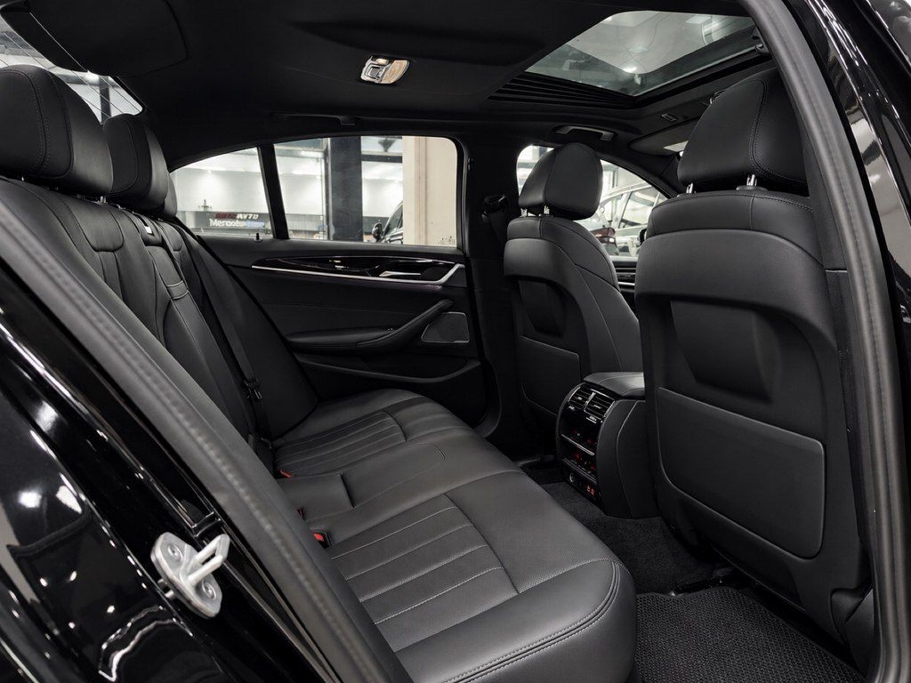 BMW 530e, 2.0 L, 12 kWh, 2022 il, 95 000 km — Avtomobillər, Bakı (12)