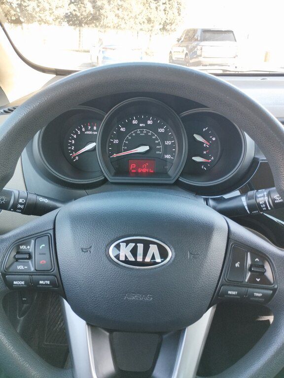 Kia Rio, 1.6 L, 2015 il, 103 000 km 77-SQ-526 — Avtomobillər, Bakı (12)