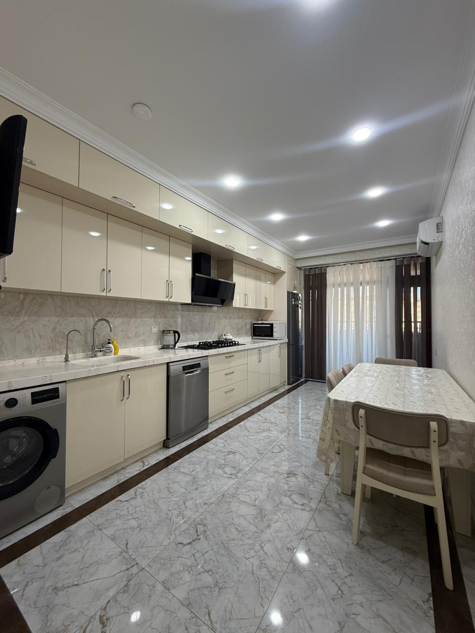 Satış: 2 otaqlı Yeni tikili, 88 m², Xətai rayonu — Mənzil, Bakı (4)