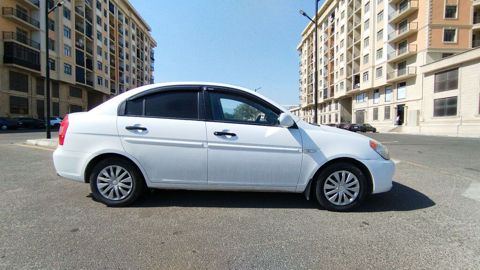 Hyundai Accent: 1.4 l 2007 il Sedan — Sumqayıt