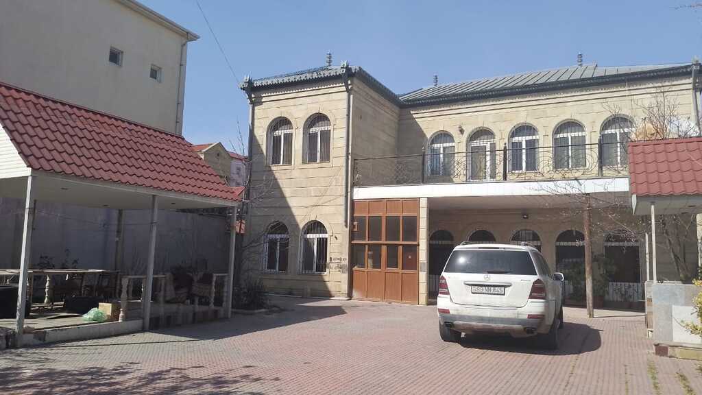 Satılır 7 otaqlı həyət evi/bağ evi 400 m² — Ev, villa, Bakı