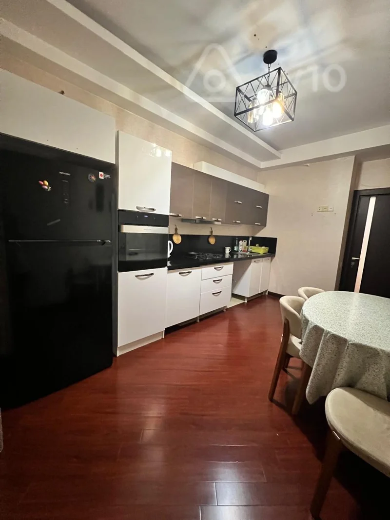 3 otaqlı mənzil, 130 m², Bakı, Koroğlu Rəhimov küç. — kirayə — Mənzil, Bakı (12)