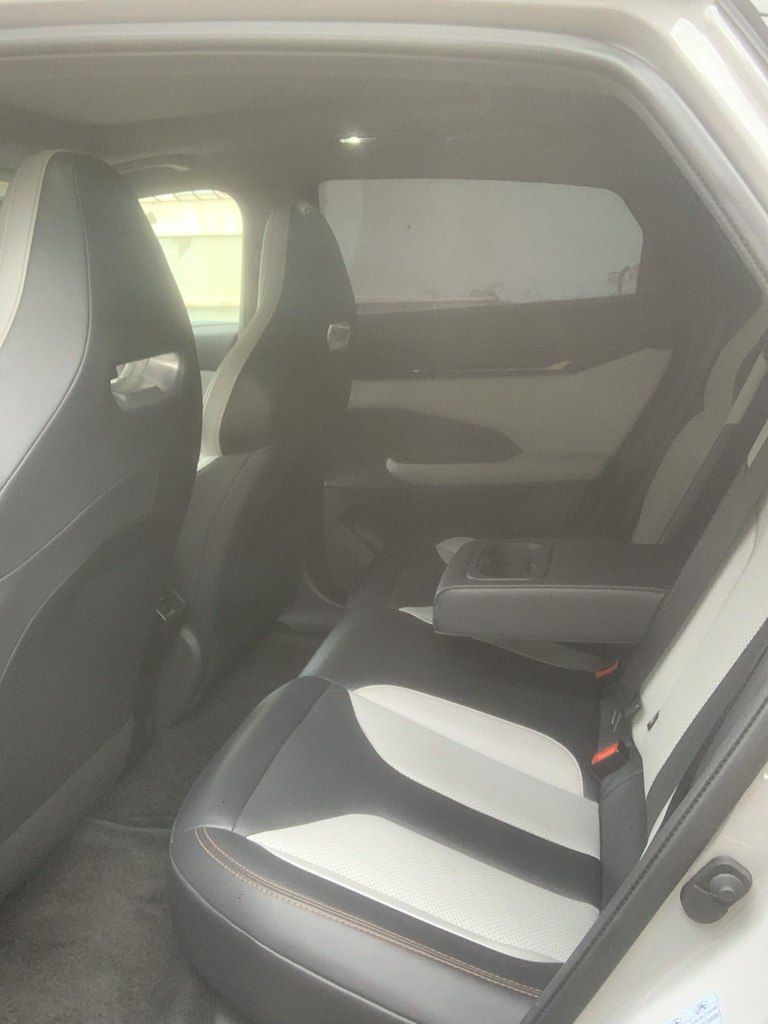 Changan Uni-V iDD, 1.5 L, 18.4 kWh, 2023 il, 40 000 km 88-BQ-364 — Avtomobillər, Bakı (11)
