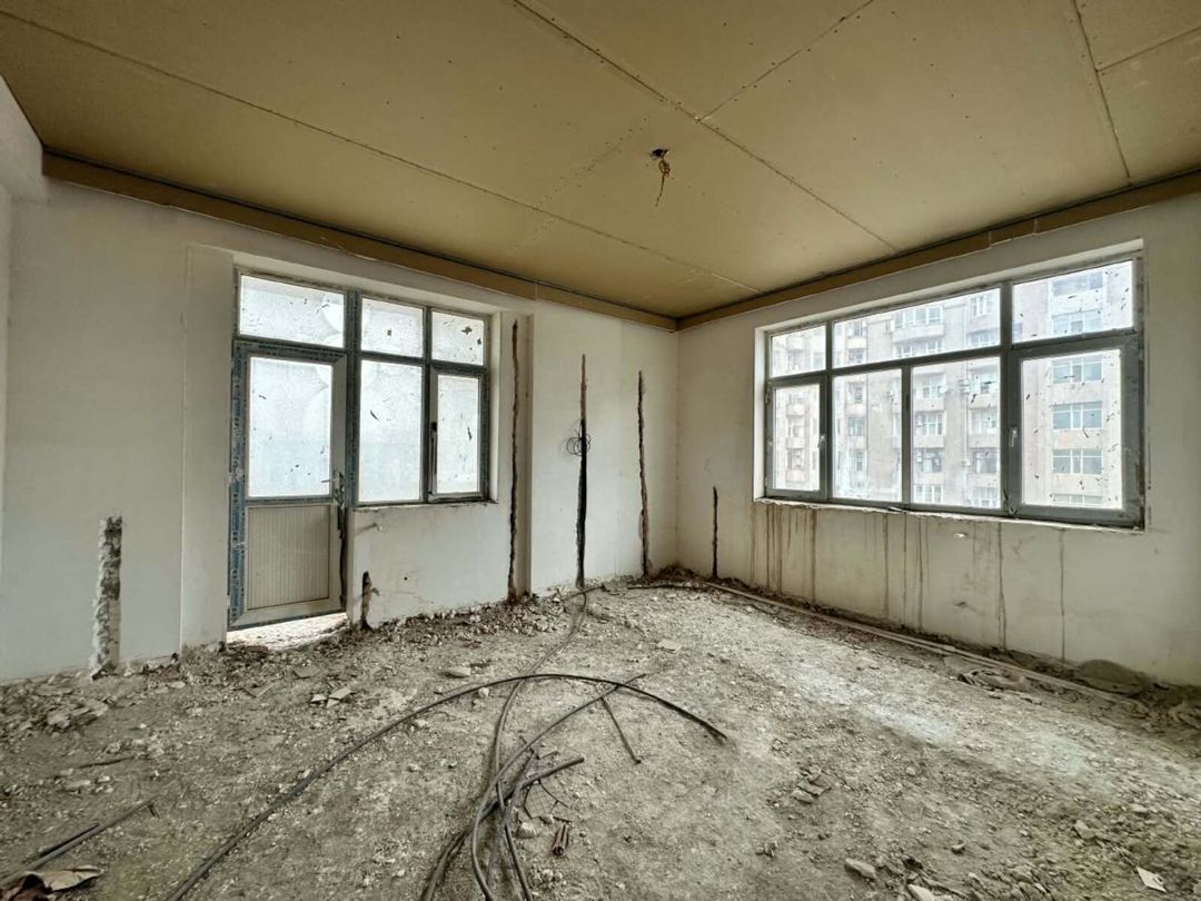 Satılır 4 otaqlı yeni tikili 200 m² — Mənzil, Bakı (8)