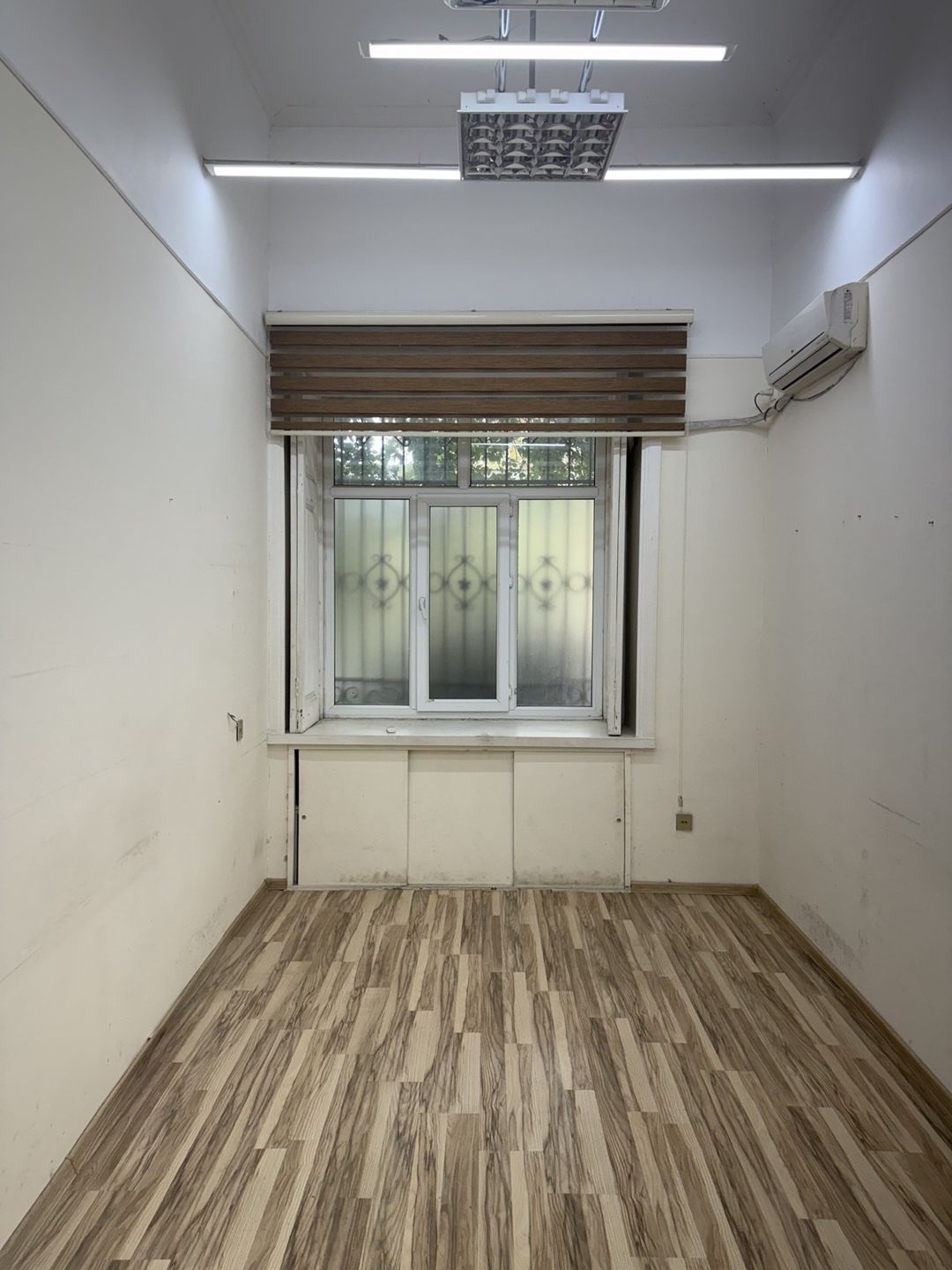 Satılır 4 otaqlı köhnə tikili 110 m² — Mənzil, Bakı (2)