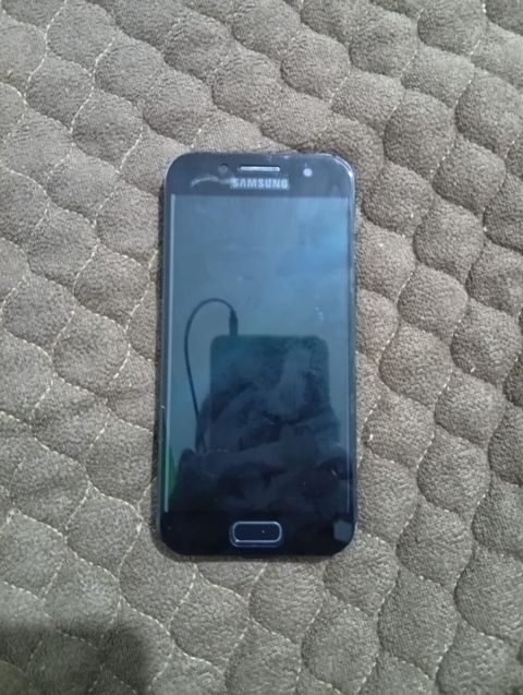 Samsung Galaxy A3 2017, 16 GB, rəng - Qara, Düyməli, Barmaq izi — Sumqayıt
