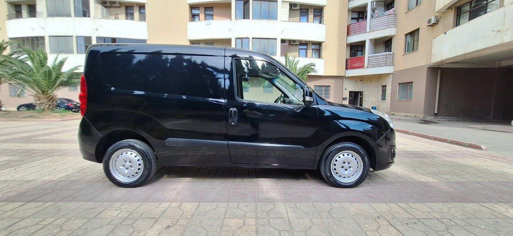 Opel Combo, 1.3 L, 2017 il, 88 000 km — Avtomobillər, Bakı (8)