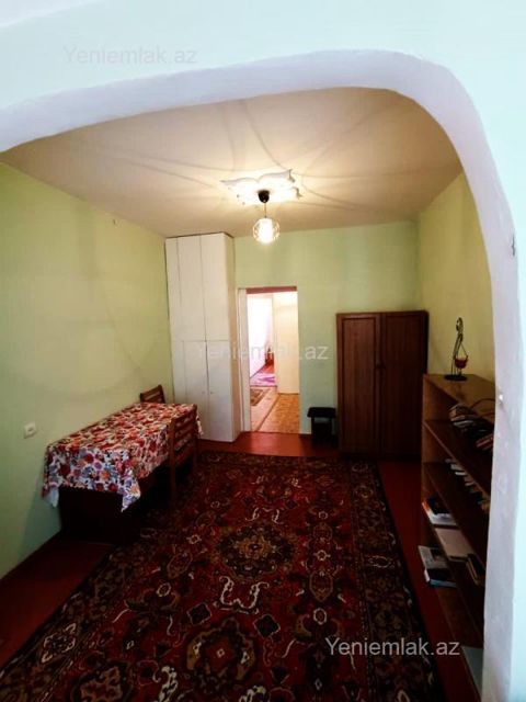 Satılır 3 otaqlı Bina evi menzil (Köhnə tikili), 75 m², Yasamal rayonu — Bakı