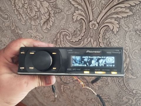 Pioneer DEH-P7150UB. disk yeri e kimi islek prablemsz ekran aclib — Göytəpə