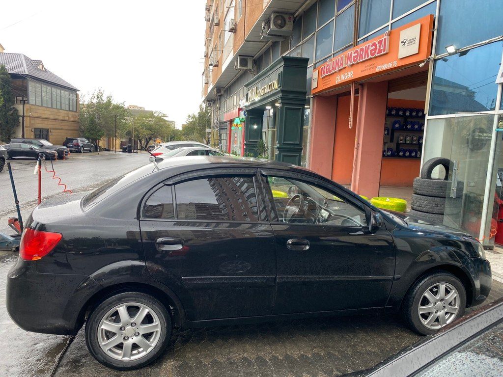 Kia Rio, 1.4 L, 2011 il, 400 000 km 77-GO-397 — Avtomobillər, Bakı (4)