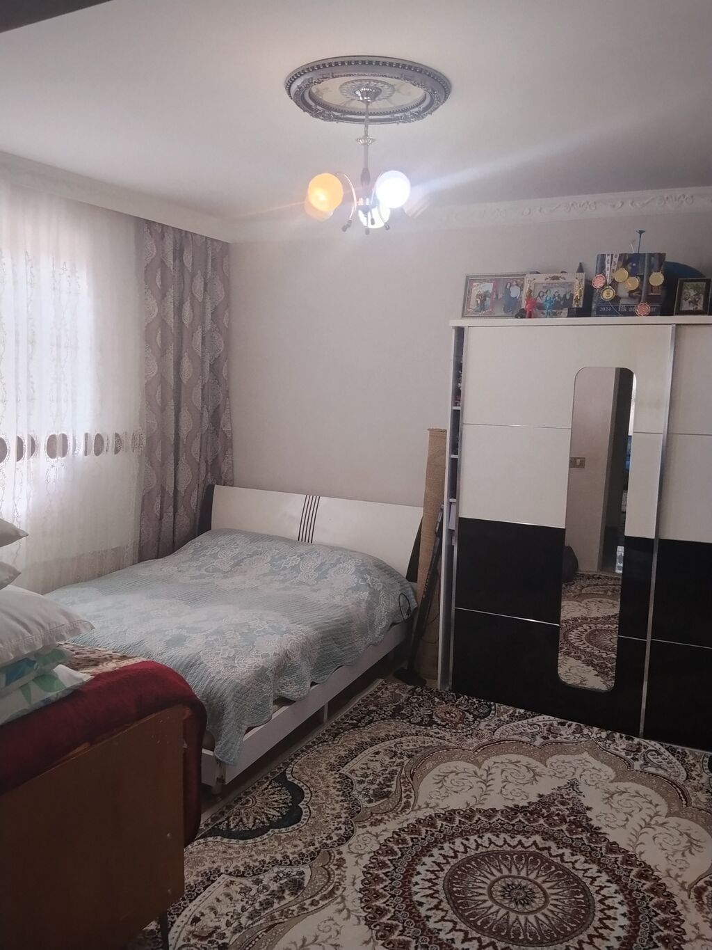 Ev 4 sotda yerləşir, kolidor tipli,1 zal3 yataq otağı, mətbəx, hamam — Ev, villa, Gəncə (8)