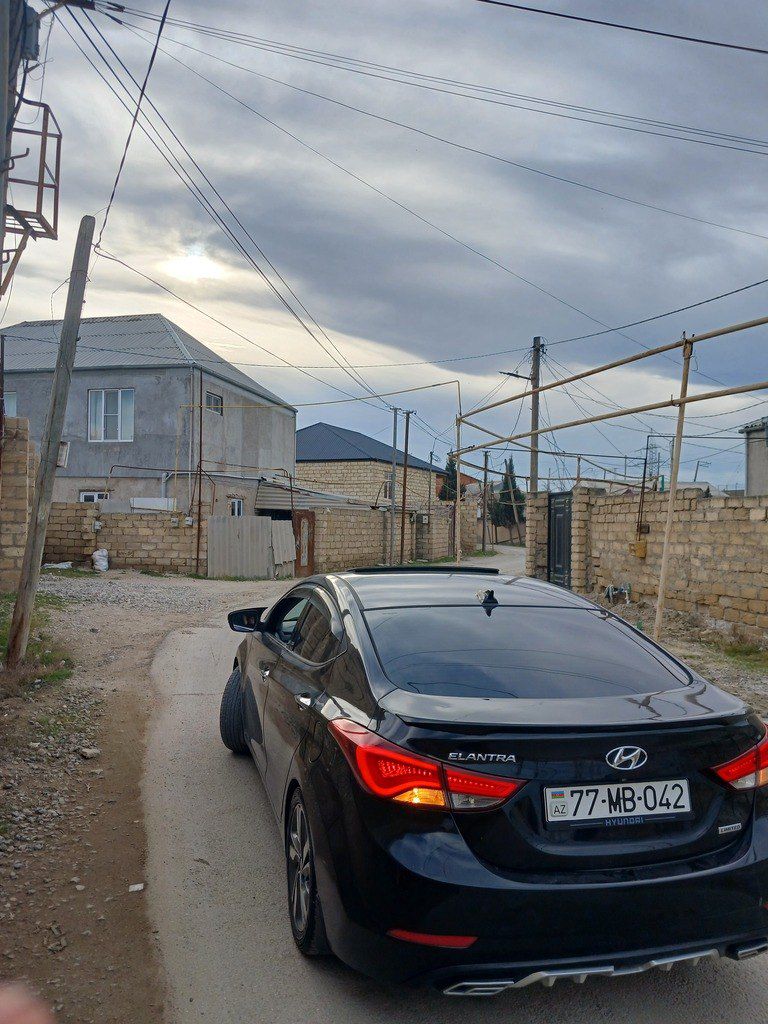 Hyundai Elantra, 1.8 L, 2015 il, 298 182 km 77-MB-042 — Avtomobillər, Bakı (9)