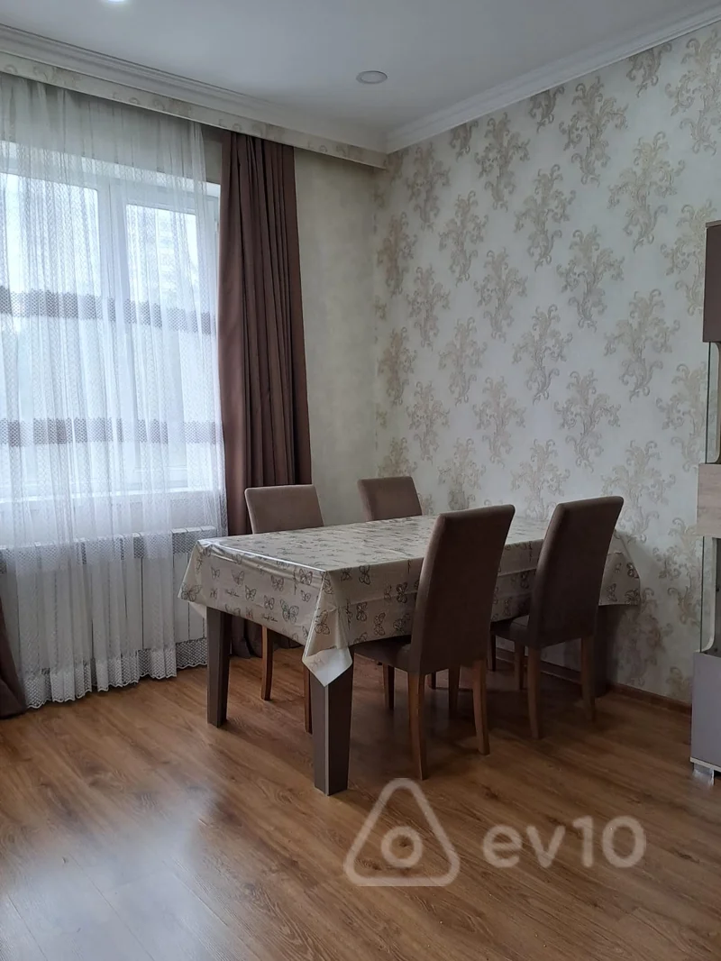 2 otaqlı mənzil, 70 m², Məhəmməd Hadi küçəsi — kirayə — Mənzil, Bakı