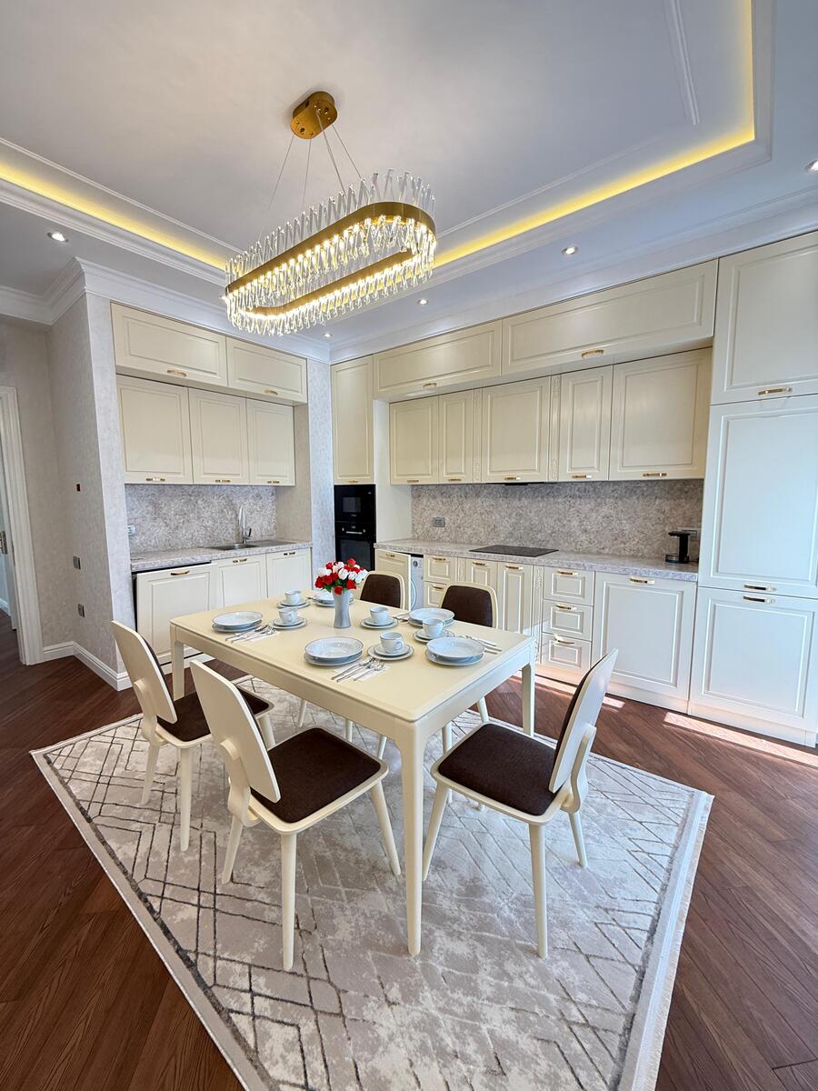 İcarəyə verilir 3 otaqlı yeni tikili 140 m² — Mənzil, Bakı (12)