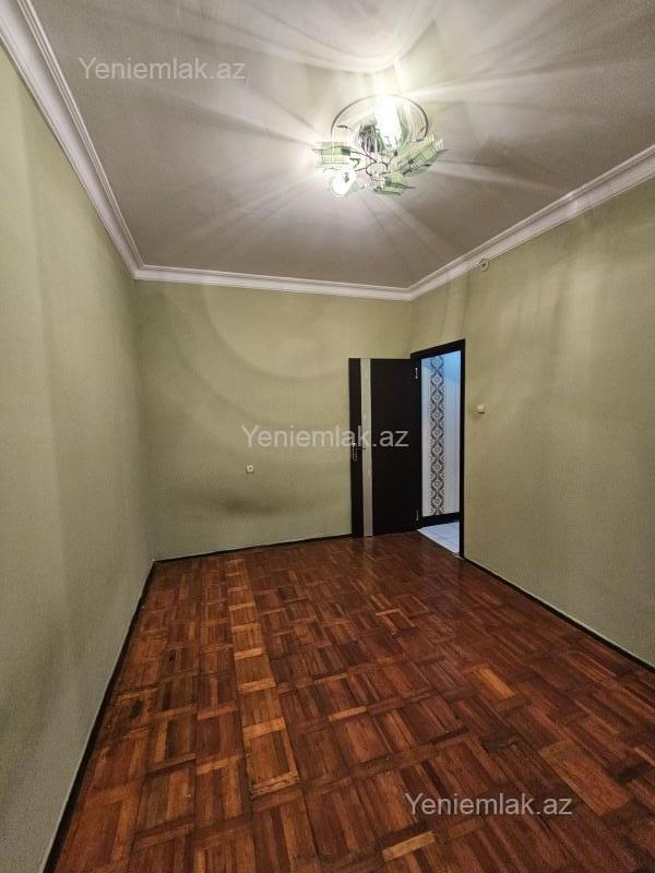 Satılır 3 otaqlı Bina evi menzil (Köhnə tikili), 68 m², 9-cu mikrorayon — Mənzil, Sumqayıt (3)