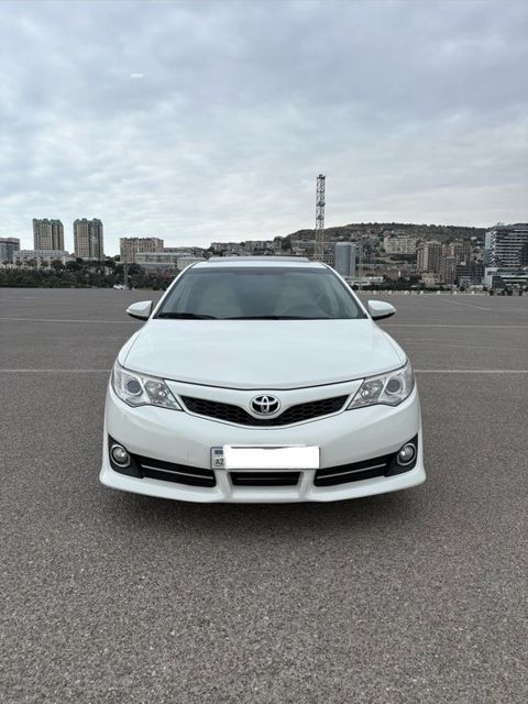 Toyota Camry, 2.5 L, 2013 il, 288 000 km — Bakı