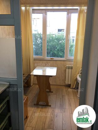 Satılır 2 otaqlı 54 m² köhnə tikili Elmlər Akademiyası m — Mənzil (2)