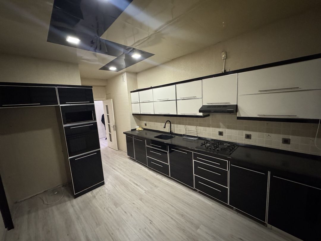 İcarəyə verilir 4 otaqlı yeni tikili 140 m² — Mənzil, Bakı (9)