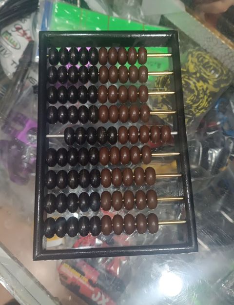 Klassik hesab taxtası (abakus) və domino dəsti Ünvan Q Qarayev — Bakı