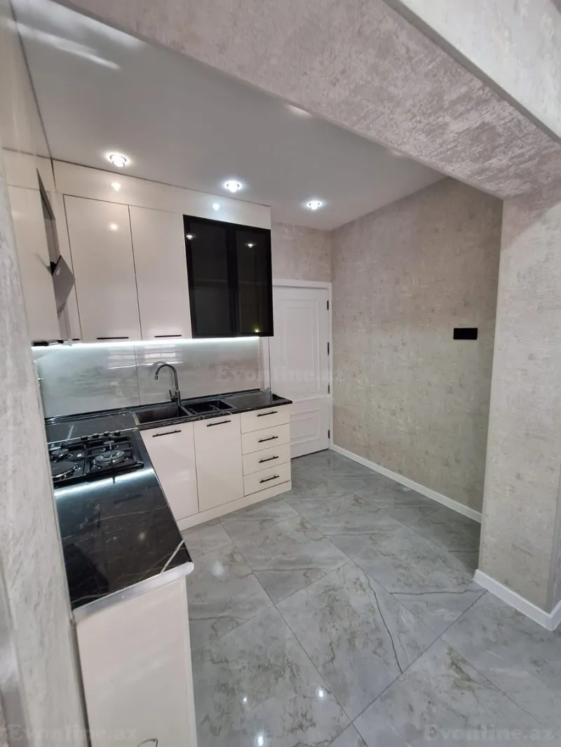 Satılır 3 otaqlı Mənzil Köhnə tikili 82 m² Bakı, Xətai r., Köhnə Günəşli — Mənzil, Bakı (2)