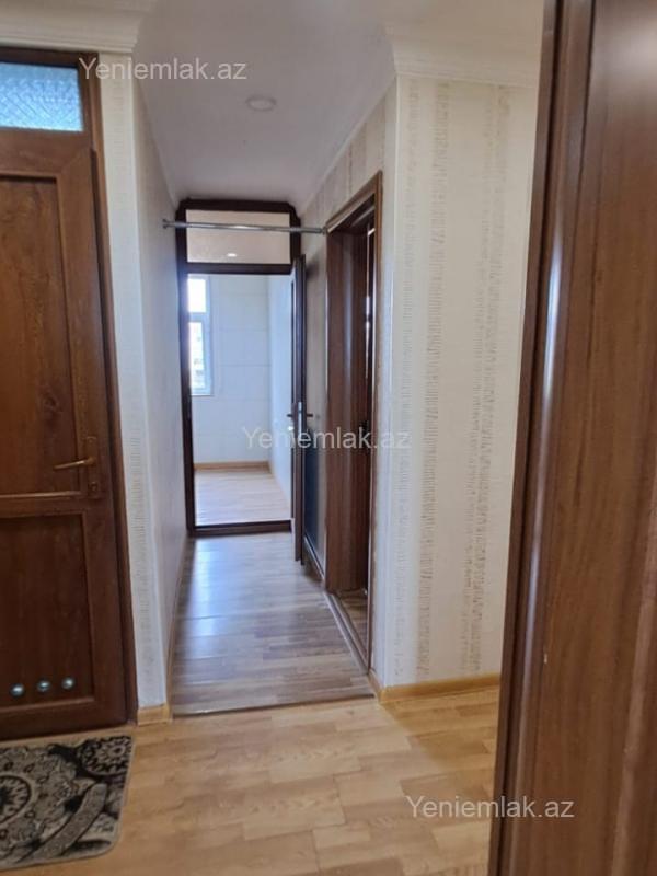 Satılır 3 otaqlı Bina evi menzil (Köhnə tikili), 63 m², 5-ci mikrorayon — Mənzil, Sumqayıt (2)