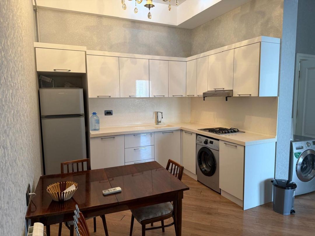 İcarəyə verilir 3 otaqlı yeni tikili 120 m² — Mənzil, Bakı (8)
