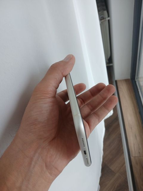 IPhone 11, Ağ, Face ID — Sumqayıt