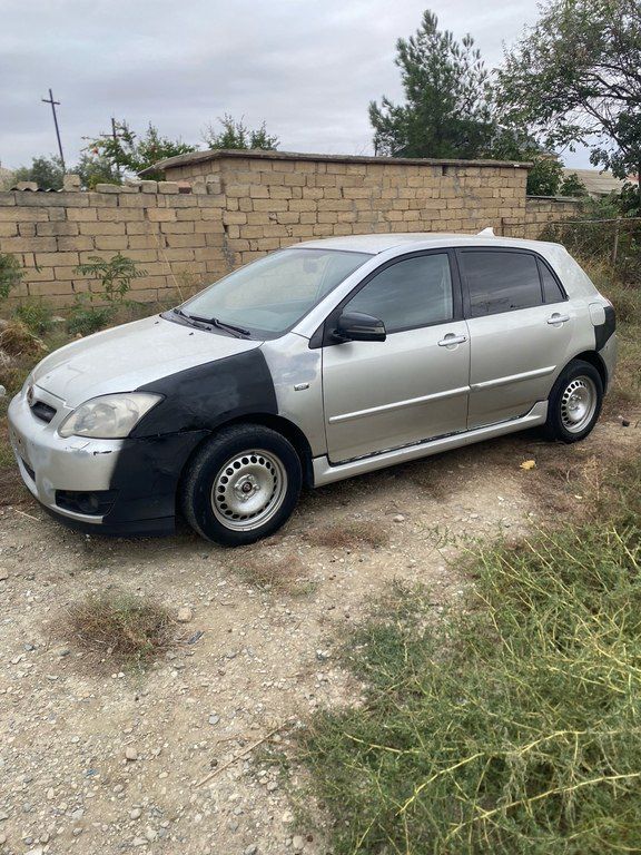 Toyota Corolla, 1.4 L, 2005 il, 300 000 km — Avtomobillər, Bakı (2)