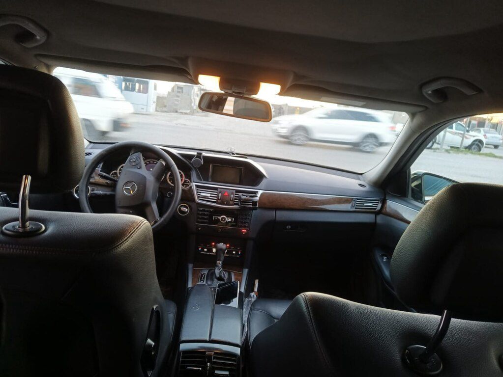 Mercedes E 220, 2.1 L, 2010 il, 318 000 km 99-SO-509 — Avtomobillər, Bakı (11)