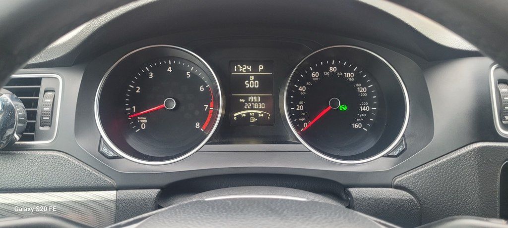 Volkswagen Jetta, 1.8 L, 2015 il, 228 000 km — Avtomobillər, Bakı (5)