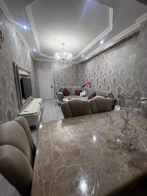 Satılır 2 otaqlı yeni tikili 98 m² — Bakı