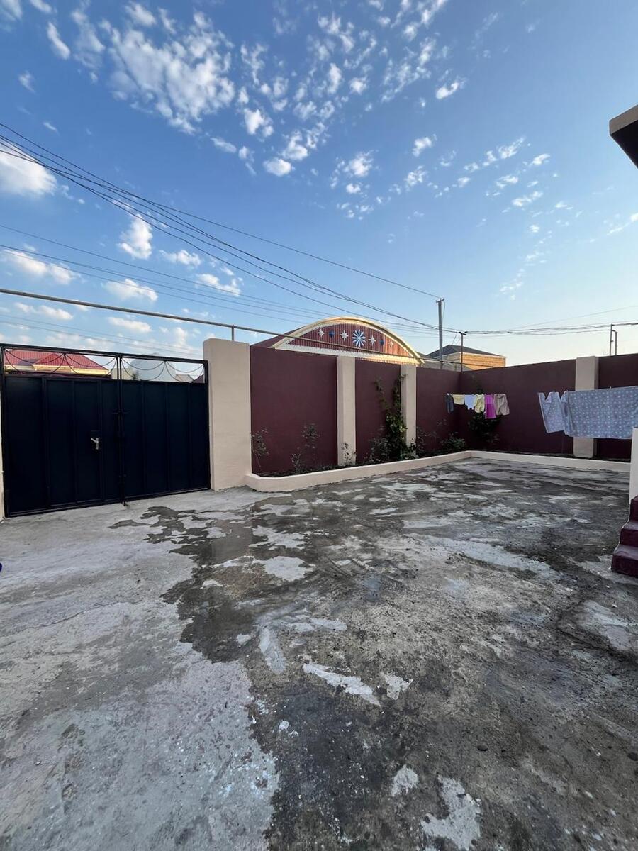 Satılır 4 otaqlı həyət evi/bağ evi 160 m² — Ev, villa, Bakı (3)