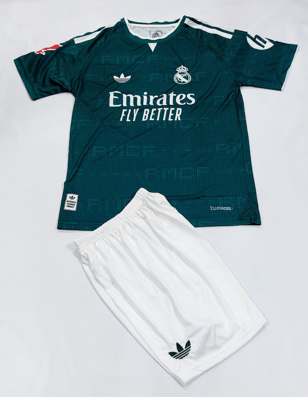 İdman kostyumu Arda Güler Real Madrid, elastan/poliester, yaşıl/ağ, ölçü 164 — Mallar, Bakı (2)