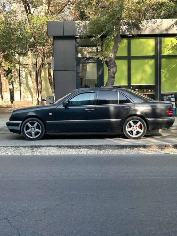 Mercedes E 230, 2.3 L, 1997 il, 689 000 km 90-TF-924 — Avtomobillər, Sumqayıt (7)