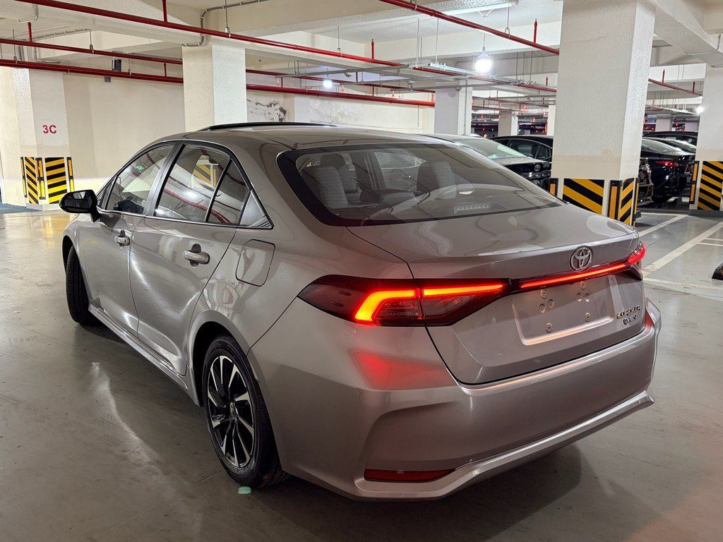 Toyota Corolla, 1.8 L, 0.85 kWh, 2026 il, yeni — Avtomobillər, Bakı (2)