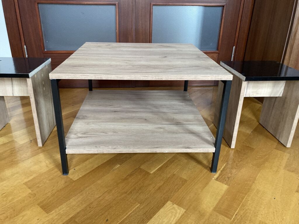 Kvadrat kofe masası və 2 ədəd tabure dəsti - Dizayn: Minimalist və — Masalar və stullar, Bakı (10)