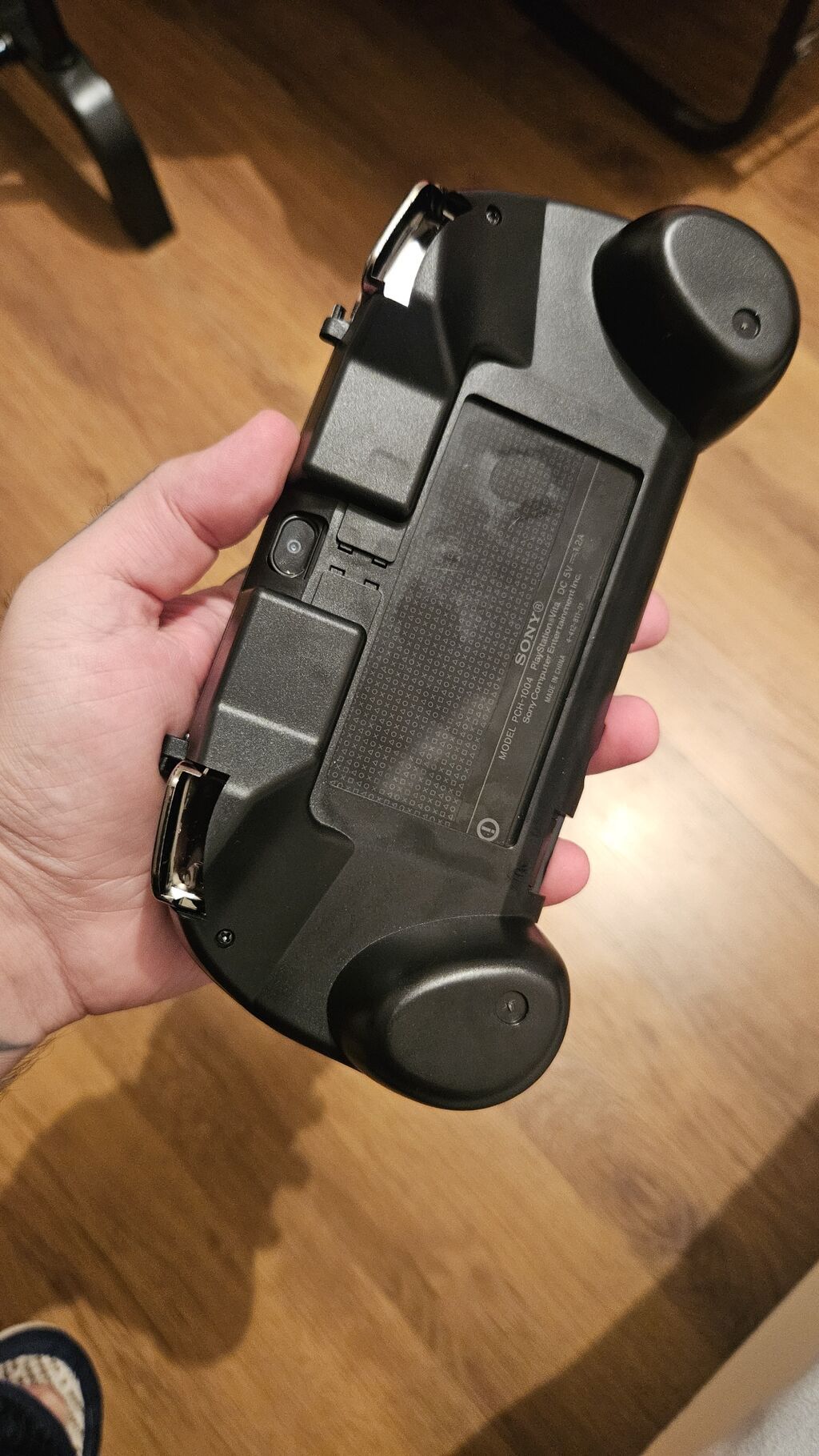 Ps Vita satılır üzərində case adapteri 32gb əlavə 4 gb öz yaddaş — Şəxsi əşyalar, Bakı (4)