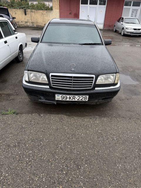 Mercedes C 220, 2.2 L, 1997 il, 258 888 km — Xaçmaz